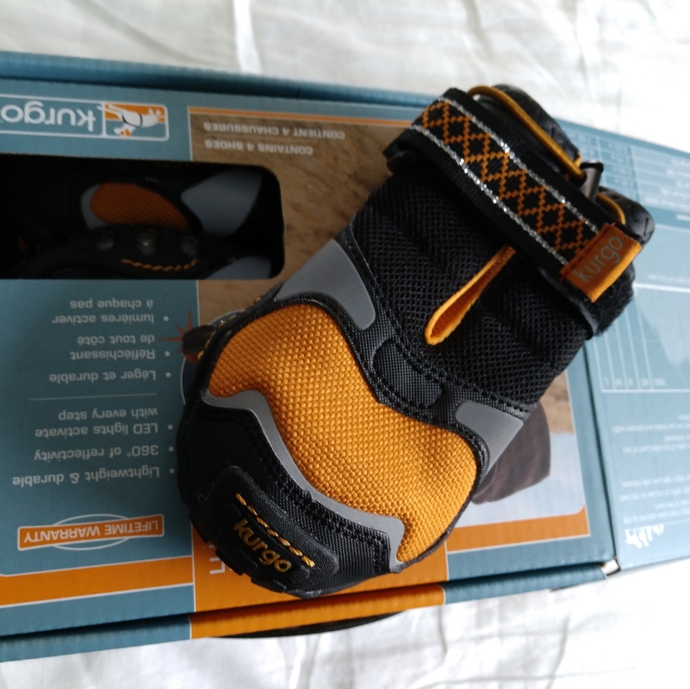 Kurgo - Step N Strobe Dog Shoes